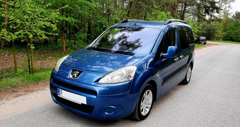 Peugeot Partner cena 23800 przebieg: 230000, rok produkcji 2008 z Łomianki małe 154